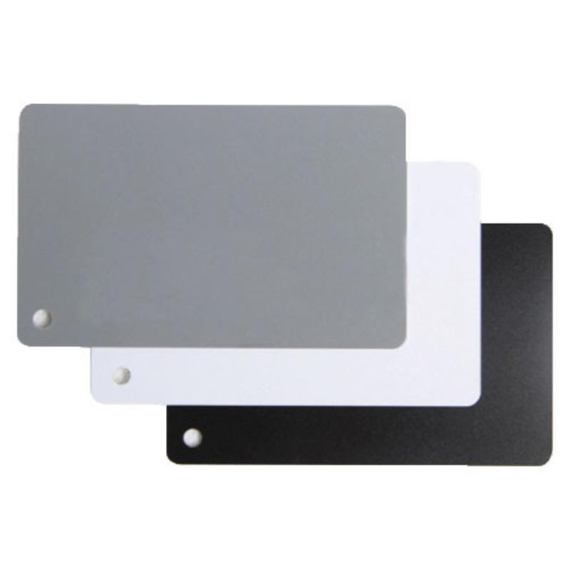 بطاقة توازن اللون الأبيض بنسبة - مراجعة Color Checker Card وسعره